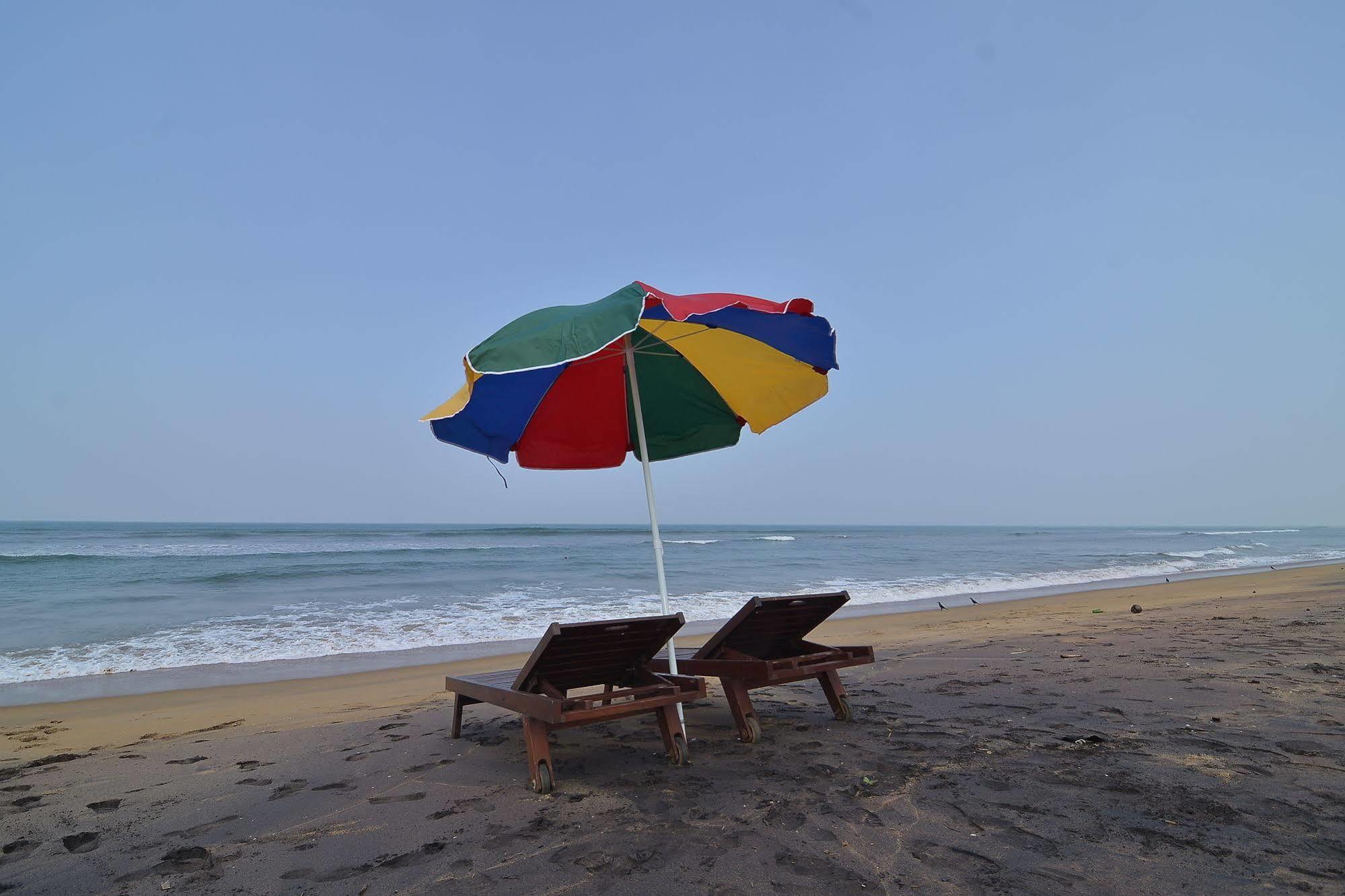 Laya Beach Hotell Wadduwa Eksteriør bilde